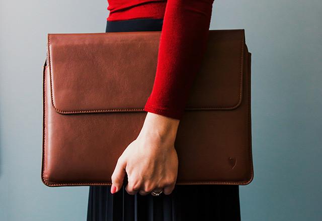 Artisansuit Leather MacBook Case