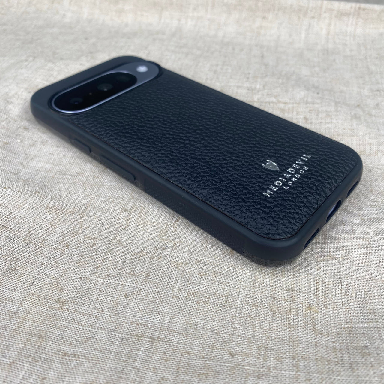 Google Pixel 10 Pro XL Leather Bumper Case | Artisancase