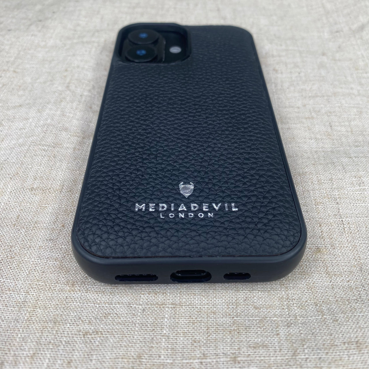 iPhone 17 Leather Bumper Case | Artisancase