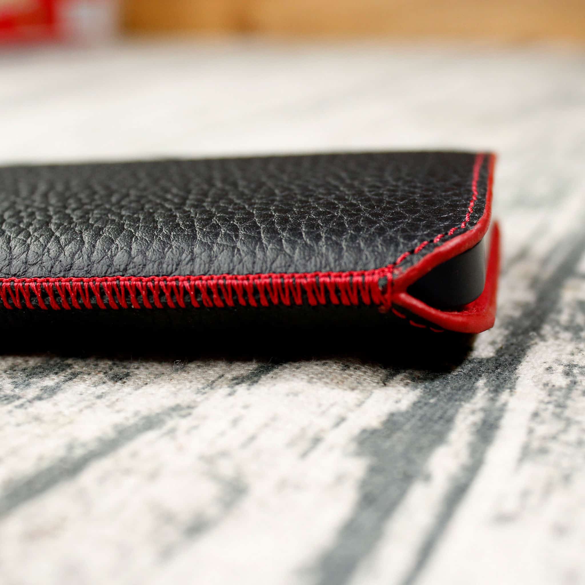 iPhone 15 Genuine Leather Pouch Case iPhone 15 Genuine Leather Pouch Case