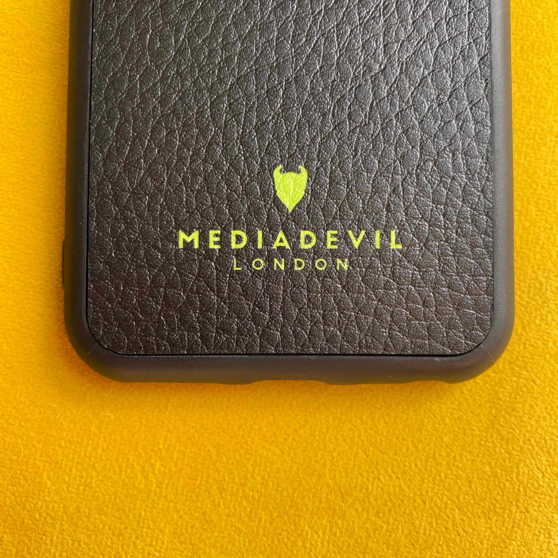 iPhone SE Vegan leather case (close up)